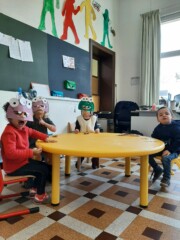 jardin d'enfants petits monstres